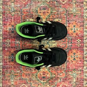 Adidas Kids Sneakers in Black and Neon Green